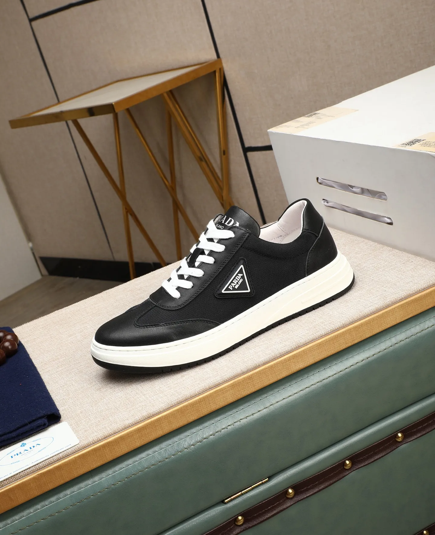 Men's men's shoes 💰420 🌹🌹[PRADA—Prada] latest model 🙈original replica! 👟👟👟Available here. The workmanship is top-notch. The upper is made of Italian 🇮🇹Imported calfskin. ❗️Breathable genuine leather lining @Suitable for travel. The original version has an enlarged engraved sole, making it suitable for all kinds of travels, showing low-key luxury. Let quality speak for itself. Color: Size: 38-44